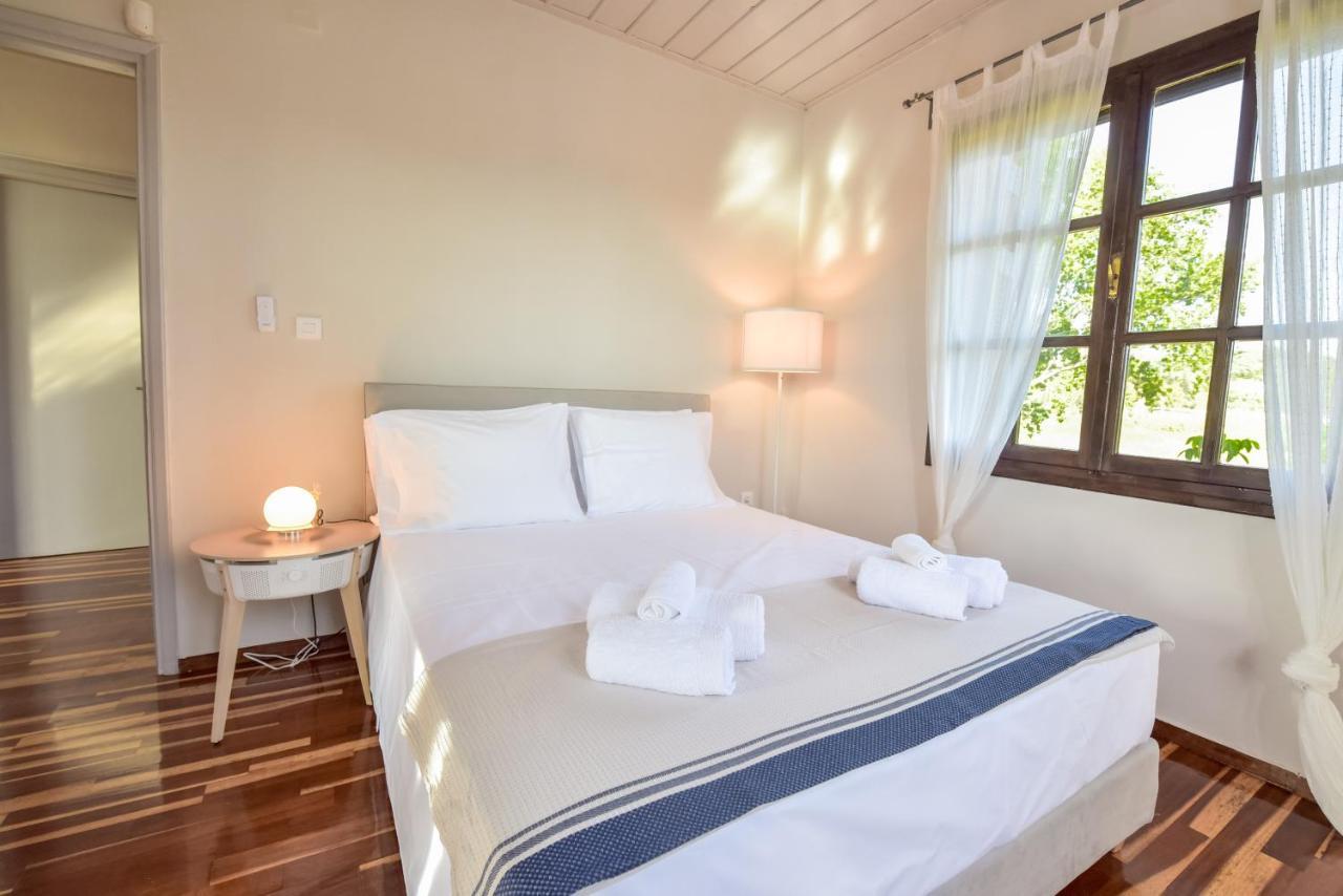 Alexandre Maison Beachfront Gialova Vacation Home Εξωτερικό φωτογραφία